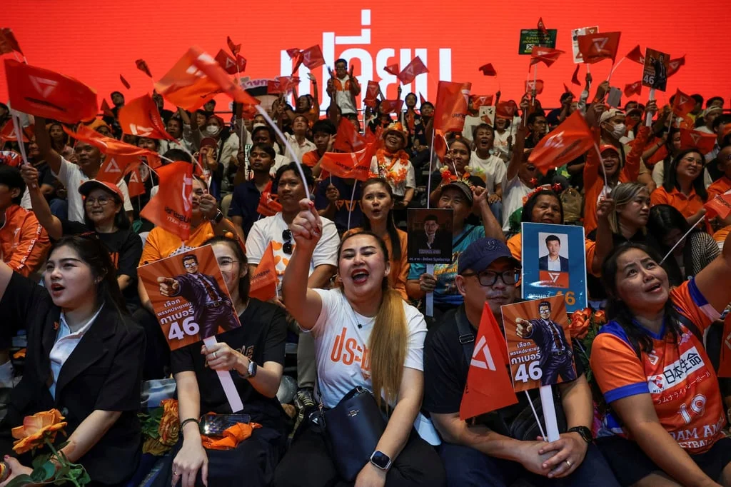 Polls close in Thai election pitting reformists against conservatives - 1