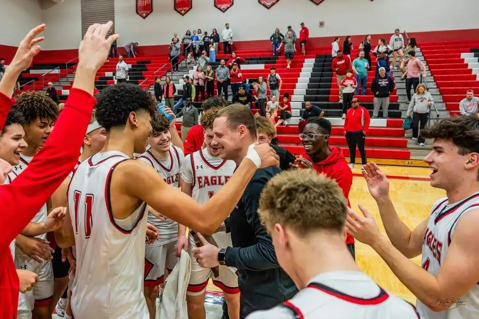 New coach, same standards - 1