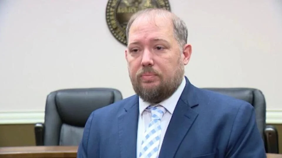 La Vergne demands more of NES after ice storm left city 'in the dark' - 1