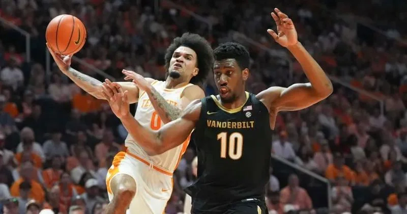 Tennessee basketball updated bracketology ahead of Vanderbilt game - 1