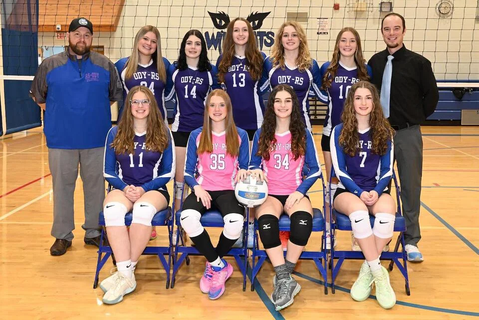 “The Olympic Committee Owes Her An Apology And A Gold Medal": Figure Skating Icon Surya Bonaly Is Going Viral For Her '90s Backflips, And Here's What You Need To Know About The Legend - 2