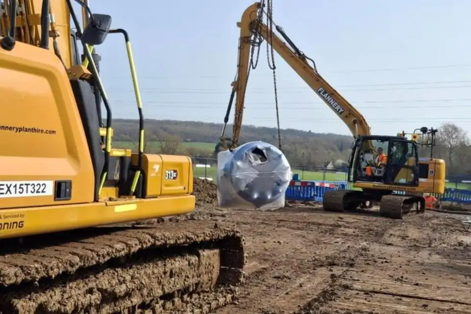 Pathogenic virus infects and structurally reorganizes human cells, finds new study - 4