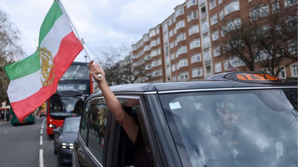 I Entered The Manosphere. Nothing Could Prepare Me For What I Found. - 3