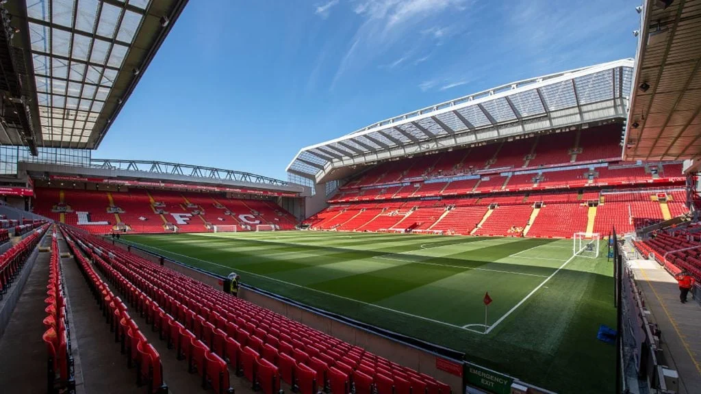 Liverpool vs Manchester City - Premier League LIVE: Latest score and updates as Alisson denies Erling Haaland - 4