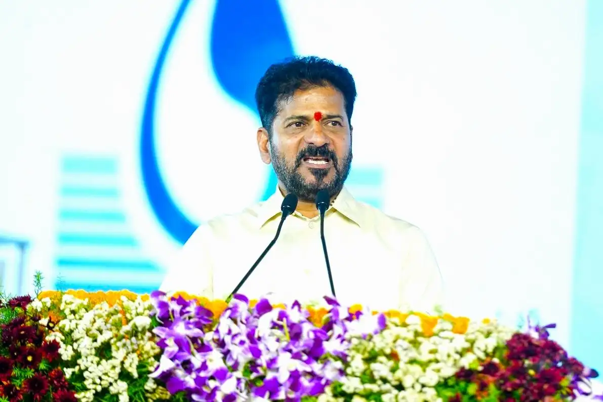 Police must upgrade themselves to tackle cybercrime, drug menace: CM - 2