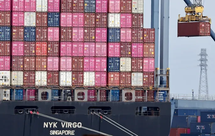 NY Fed: Business, consumers bore 90% of tariff costs... - 2