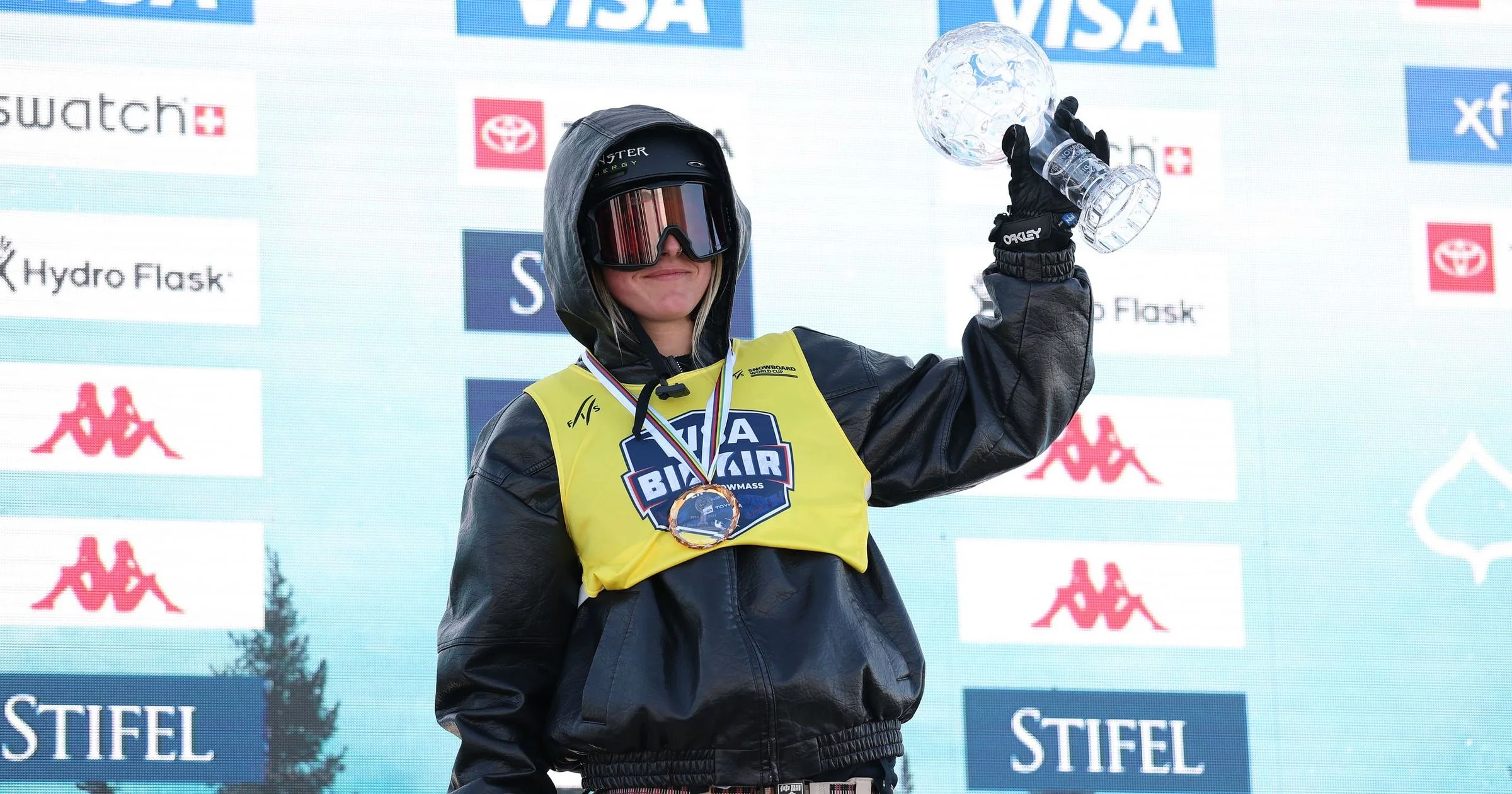 GB snowboard star Brookes into big air final - 2