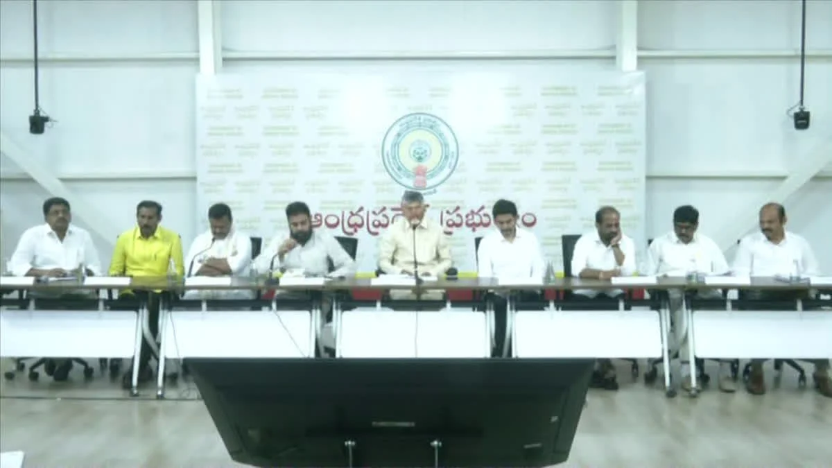 YSRCP accuses Naidu, Pawan Kalyan of diversionary politics over Tirumala laddu issue - 4