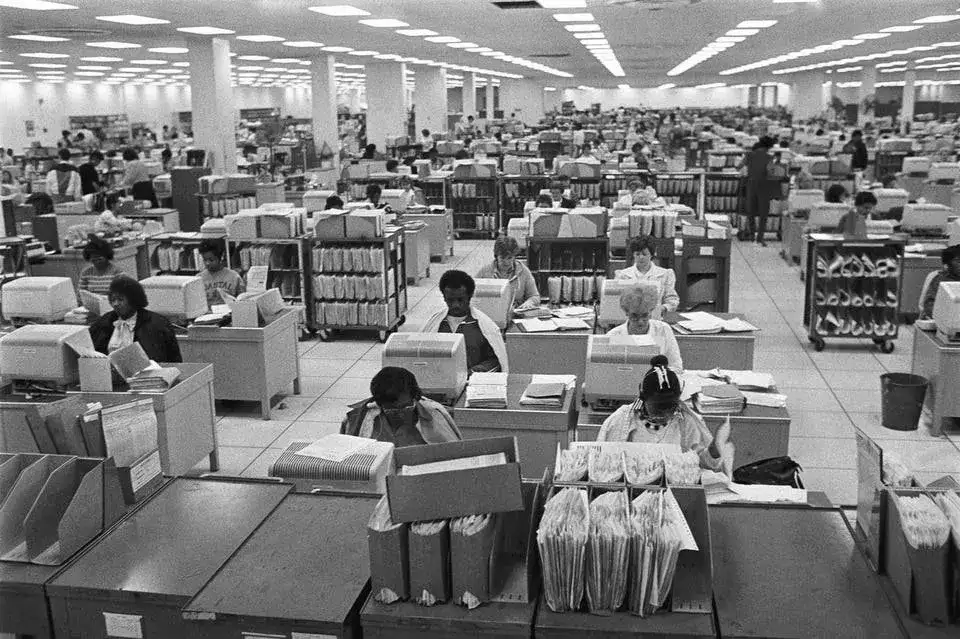 White-collar bloodbath deepens as bots becomes top reason for layoffs... - 4