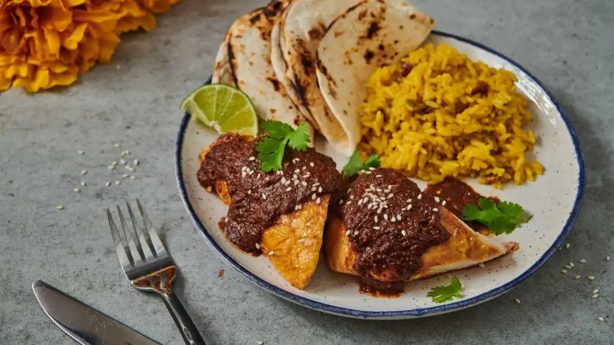 Mole Sencillo (Simple Mole) - 1