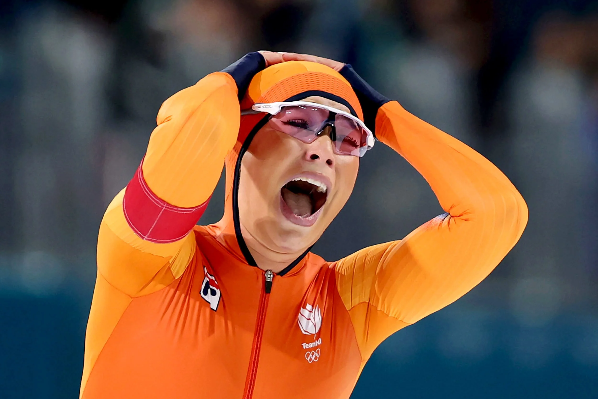 2026 Winter Olympics: Shiffrin searches for gold, U.S. men's hockey begins knockout round and more - 2