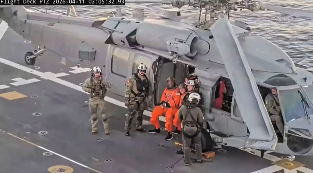 Live Updates: Artemis II Astronauts Walk to Medical Checks After Successful Splashdown - 4