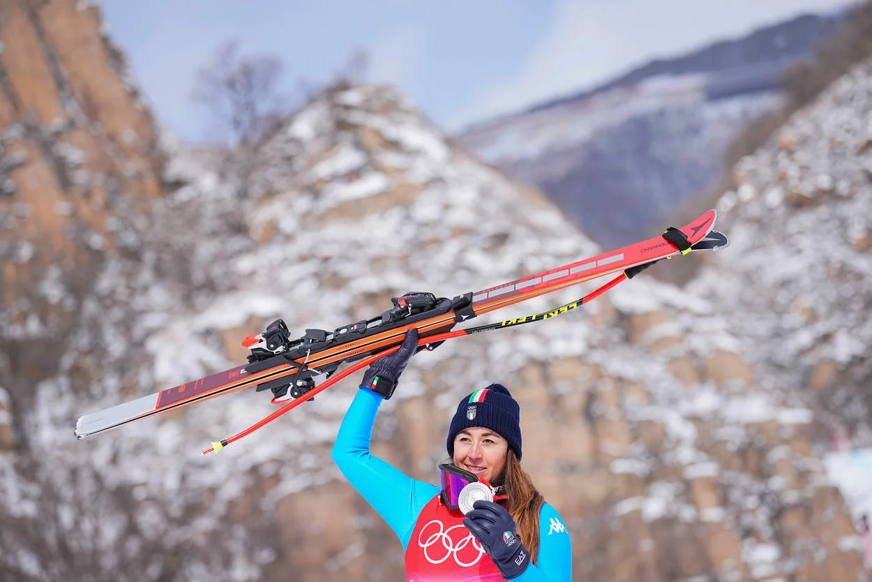 Winter Olympics 2026: Vonn goes for downhill gold, plus snowboarding and more – live - 1