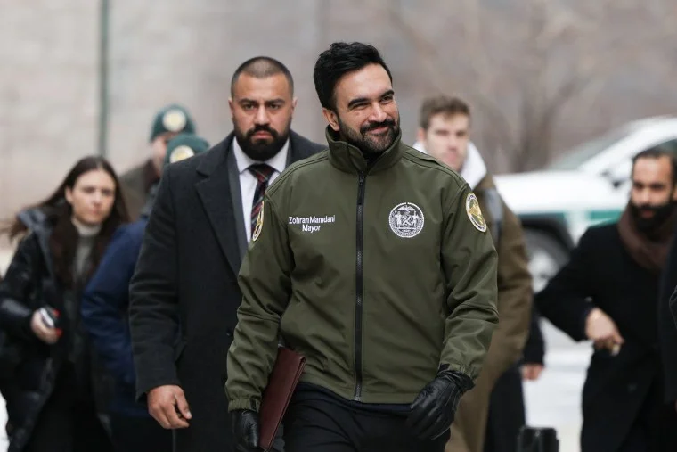 Chris Christie slams Mamdani over handling of New York City snowstorm, garbage 'piled up everywhere' - 3