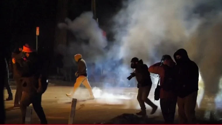 House Minority Leader Hakeem Jeffries talks about the changes he'd like to see at DHS - 4