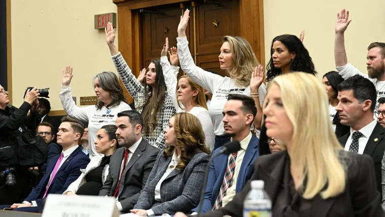 How Pam Bondi and the Democrats turned a hearing into hysteria, right in front of Jeffrey Epstein’s victims - 2