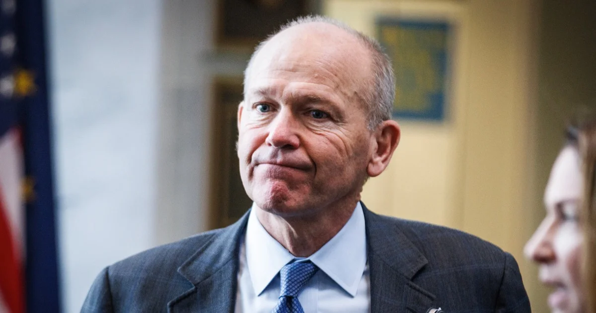 Boeing in Crisis: CEO Dave Calhoun To Step Down Amid Safety Chaos - 3
