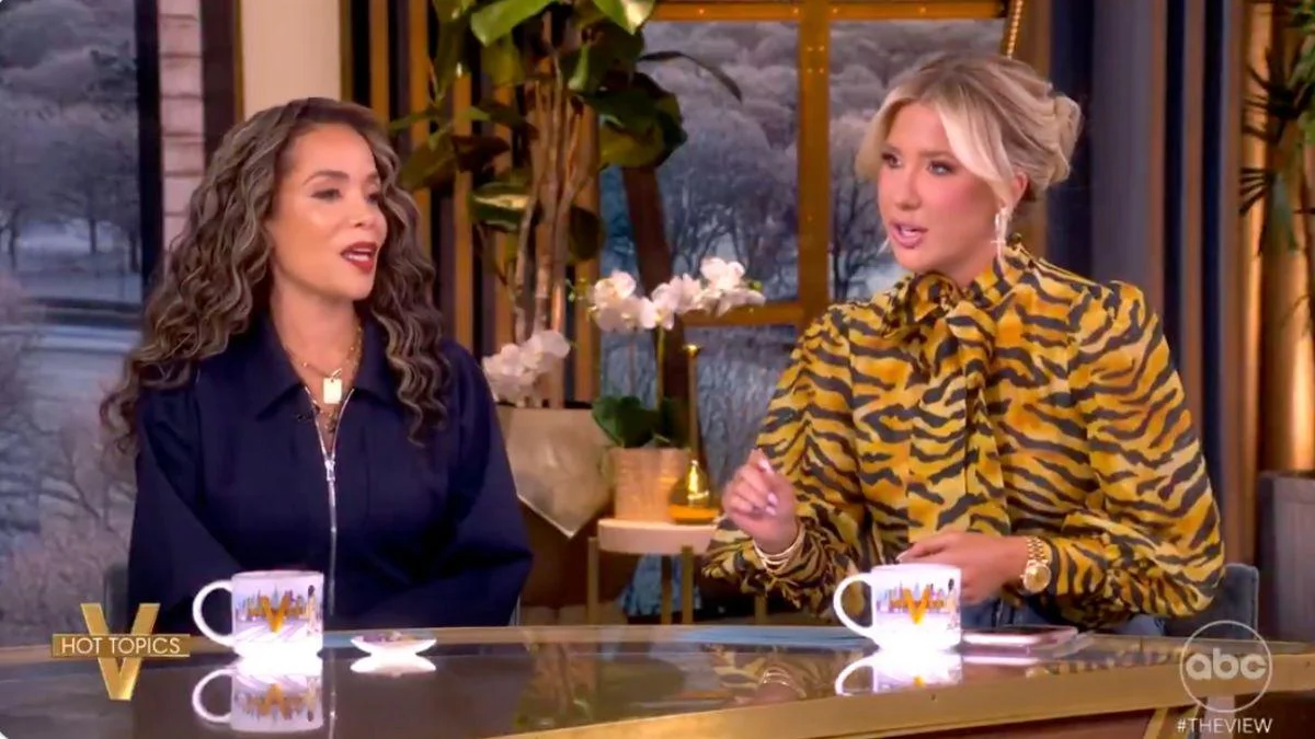 Guest conservative 'View' co-host reveals 'hateful messages' for appearing on show - 4