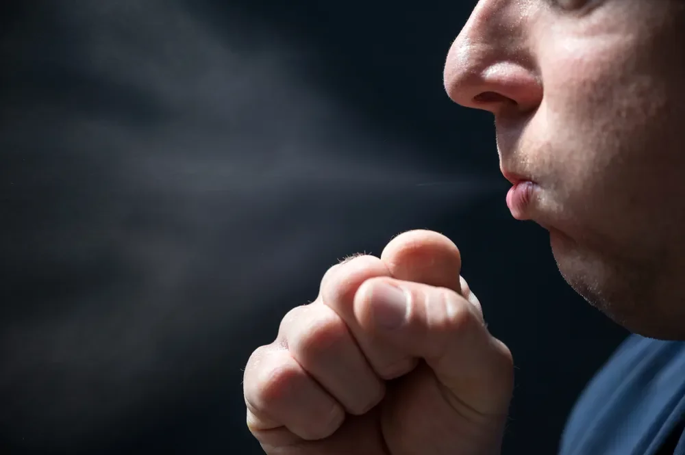 UK official alert over killer cough risk - 4