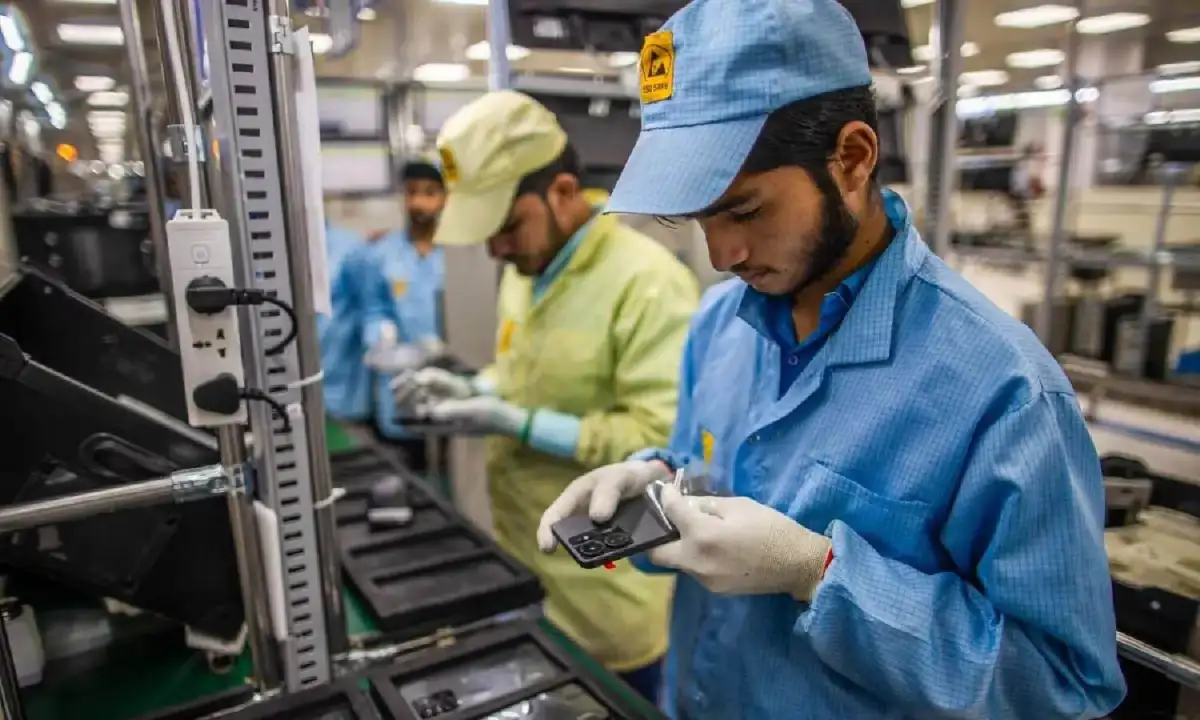 Khan seeks to lure AI giant blacklisted by Trump to London - 4