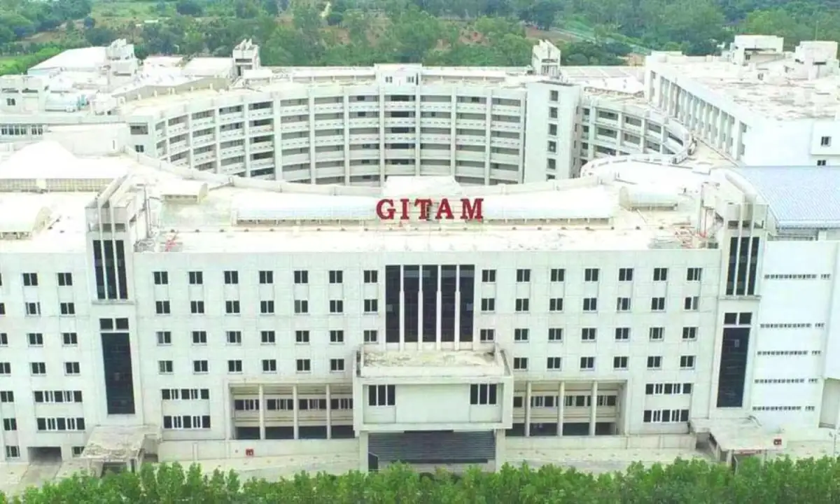 Telangana High Court Pulls Up State Govt Over Delayed Payments to Contractors - 4