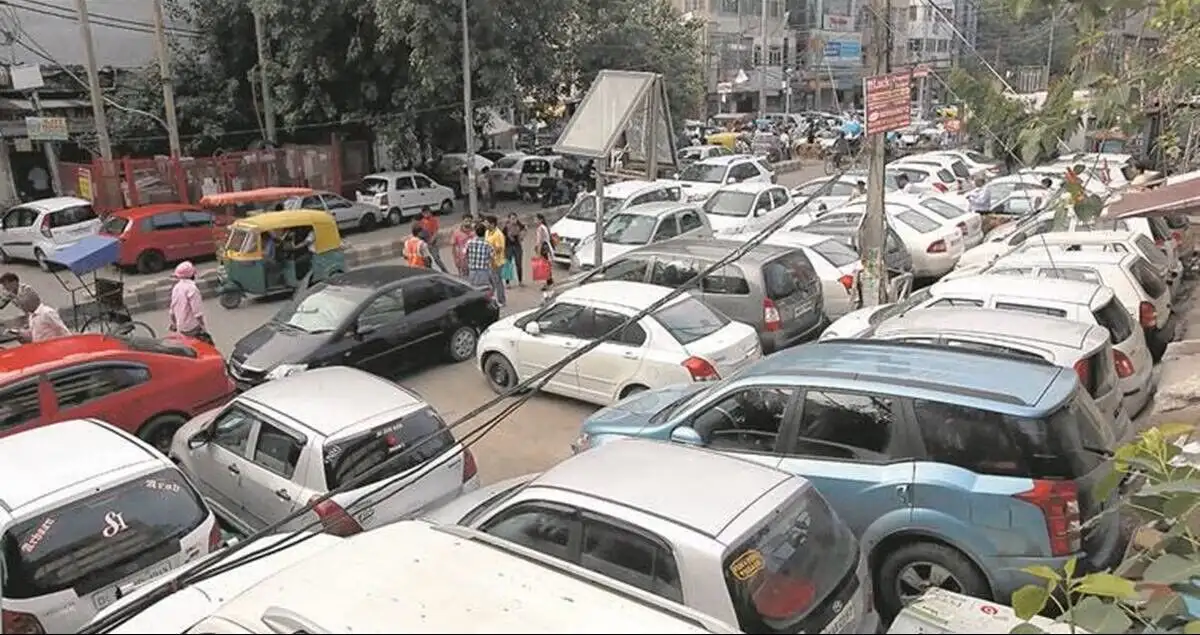 HC Suspends GO Allowing Parking Fee at Theatres - 2