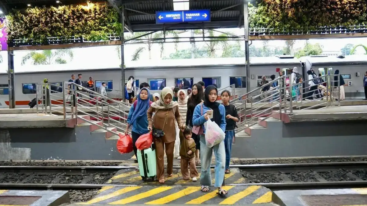 Lonjakan Penumpang Kereta Api di Baturaja, Kapos Pam Pastikan Situasi Kondusif - 1