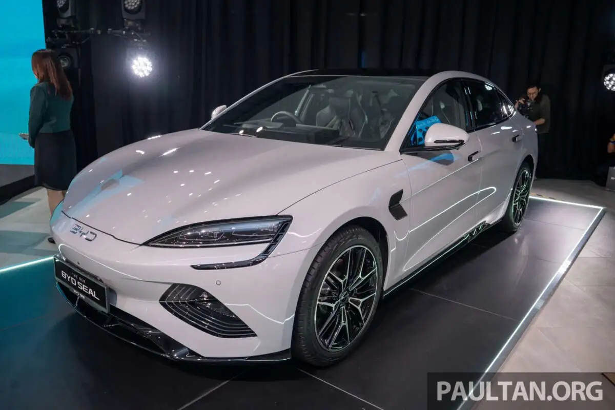 How BYD’s new EV charging tech and range stacks up against Tesla and the rest - 1