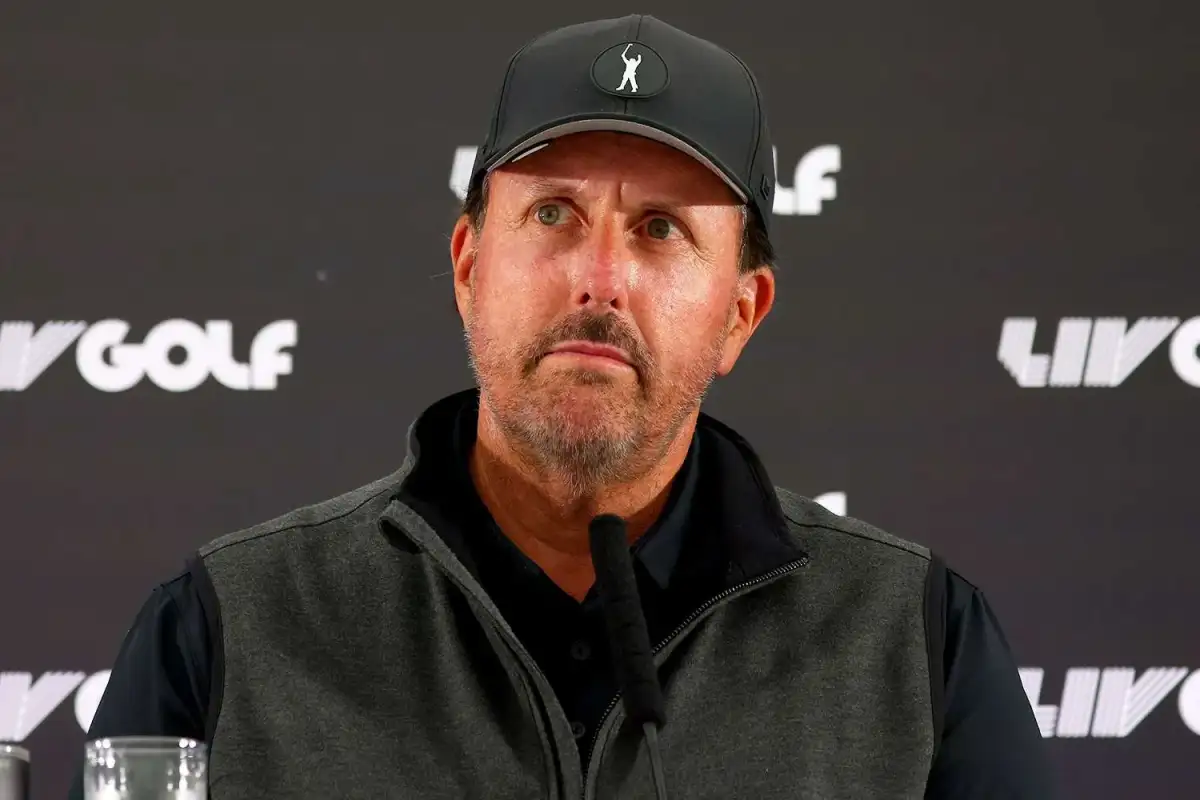 Phil to miss Masters due to family health matter - 2