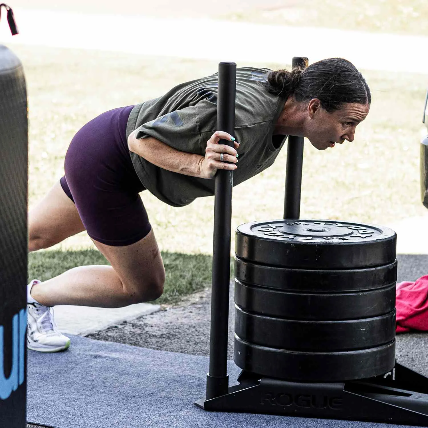 Mother-of-three, 38, diagnosed with rare cancer after begging doctors to investigate 'fatty lump' for TEN years: 'They said it was a harmless lipoma' - 1