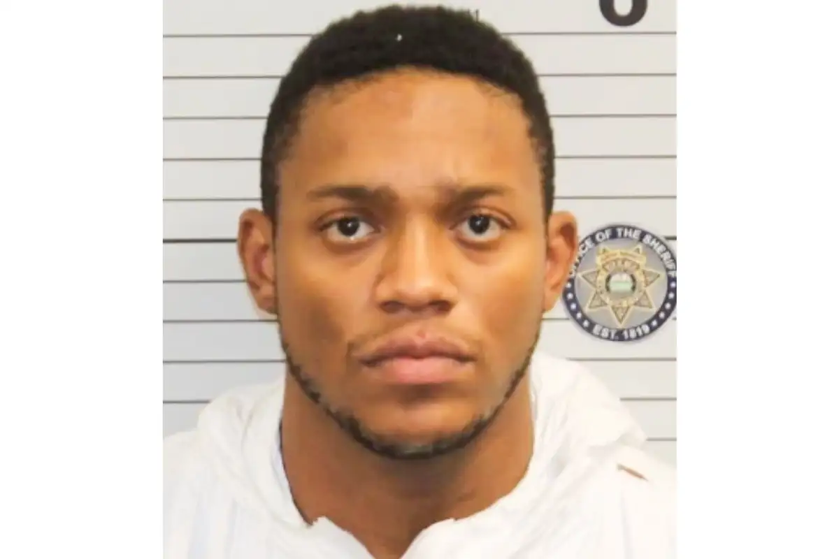 ChatGPT Messages Used as Evidence in First-Degree Murder Charges Against Ex-NFL Player Darron Lee - 2