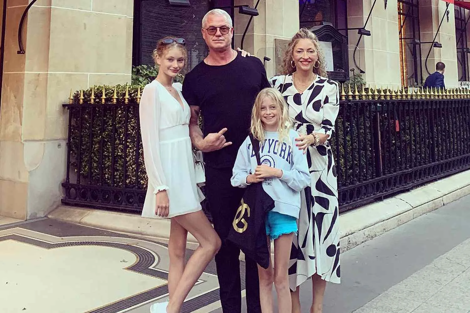 Eric Dane shared touching words about wife Rebecca Gayheart in final interview before his death - 1