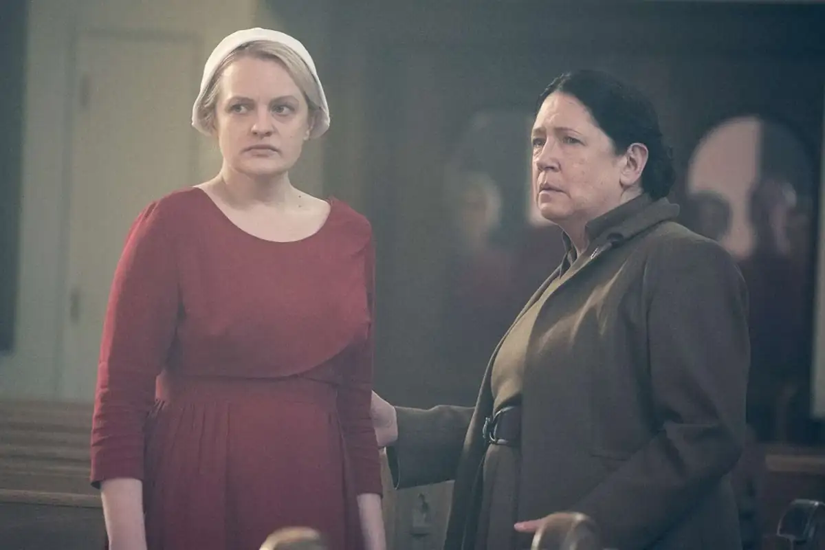 Do you have to watch The Handmaid's Tale before The Testaments? - 1