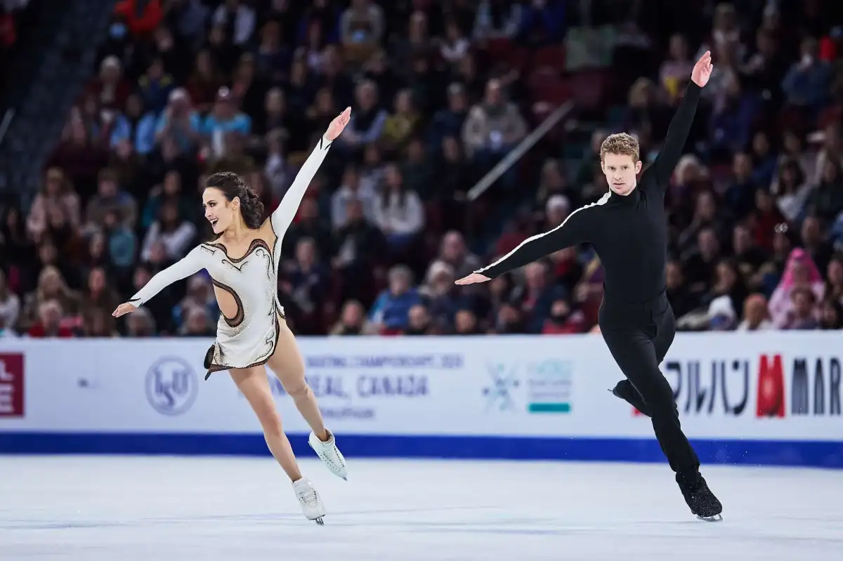 When Did Madison Chock and Evan Bates Start Dating? Inside the Olympians' Relationship - 1