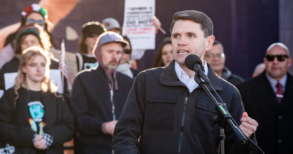 Colbert Slams Trump Administration After CBS Pulls Talarico Interview - 2