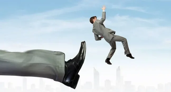 Greaves' 114-match winning run ended by Sherrock - 2