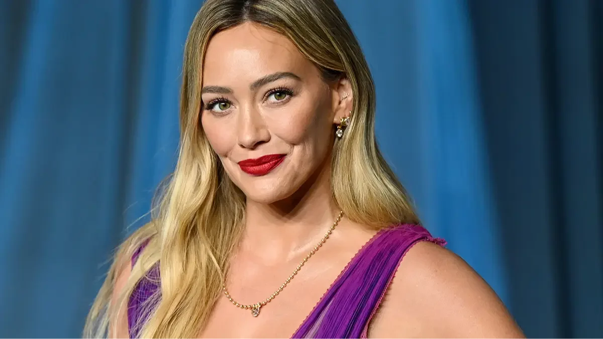 Hilary Duff responds to rumors about old flame, sister Haylie and more - 2