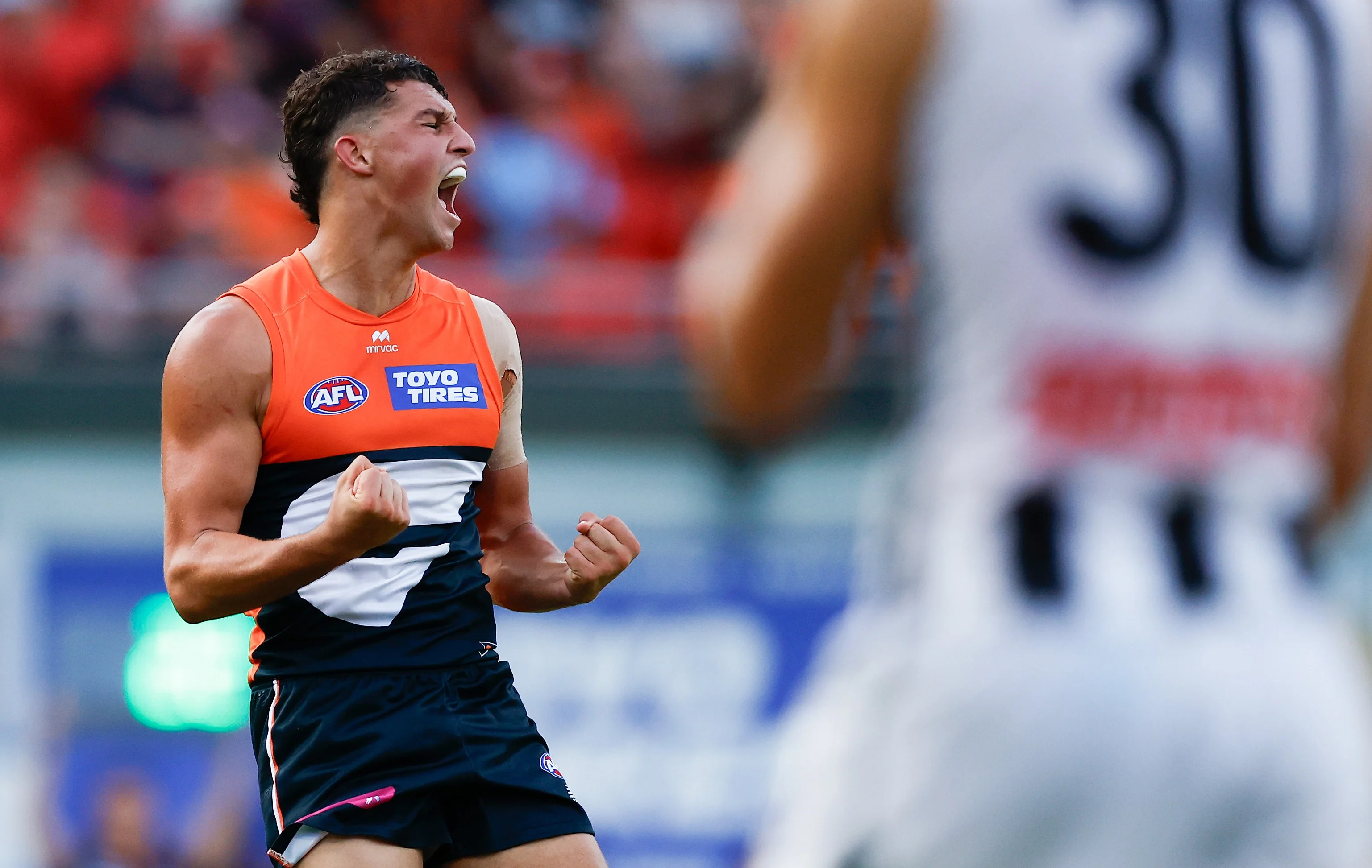 Oliver shines as GWS talls overpower Pies... but Giants dealt another big blow in horror pre-season - 1