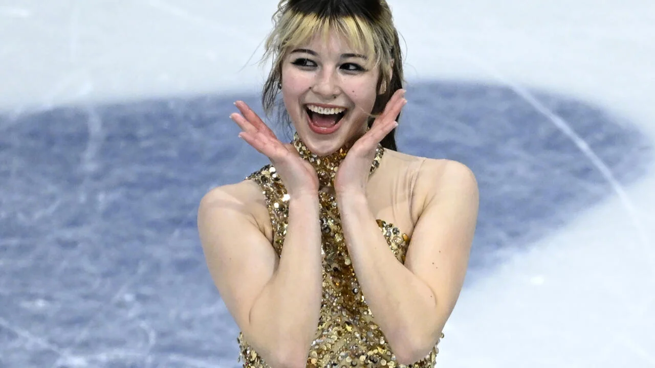 USA superstar Liu wins women's skating Olympic gold - 1