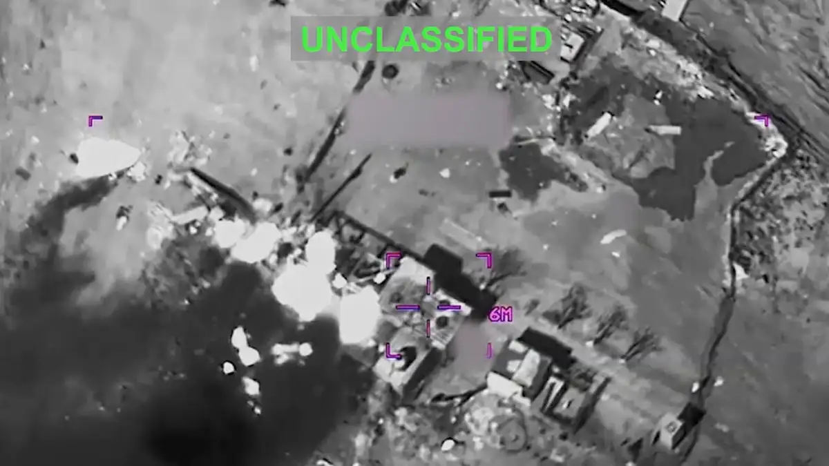 Middle East conflict: White House posts montage of movie clips and real strikes on Iran - 4