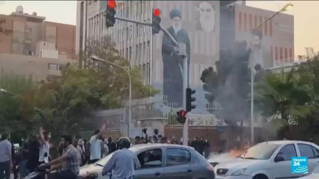 US-Iran tensions Live Updates: Trump extends deadline for Iran nuclear deal to 10–15 days - Mint - 2