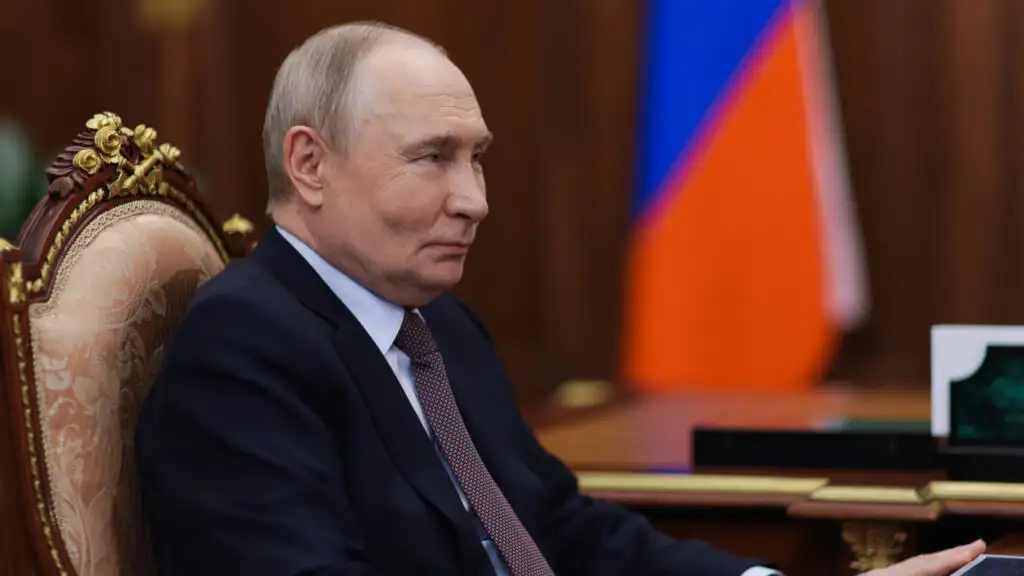 Iran’s Foreign Minister Was Asked Whether Russia Is Helping Them Locate US Forces — And His Answer Was Telling - 4