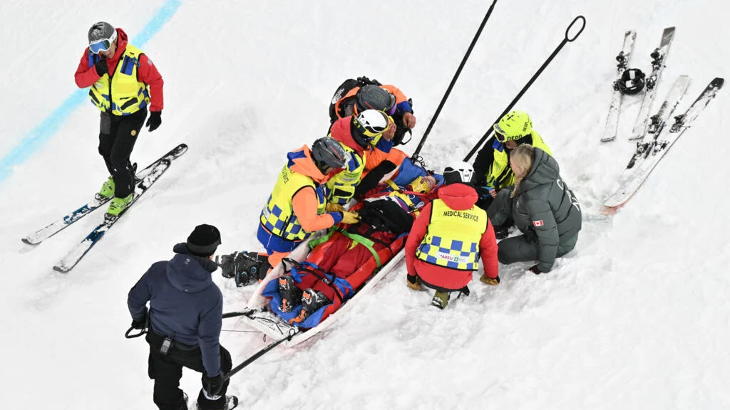 Canadian freestyle skier Cassie Sharpe suffers bad fall, taken off in sled - 3