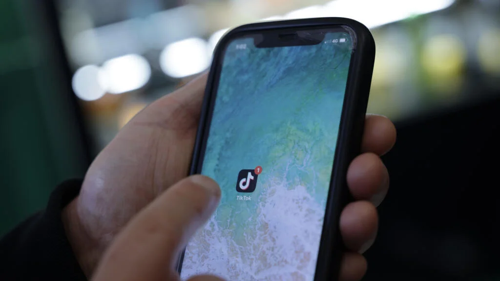 TikTok told to change 'addictive design' by EU or face massive fines - 3