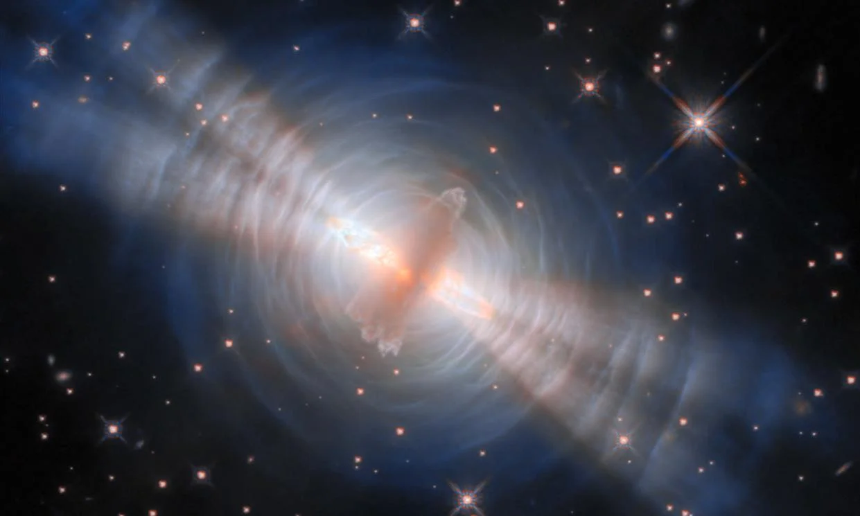 Hubble Captures the Evolution of the Egg Nebula - AZoQuantum - 4