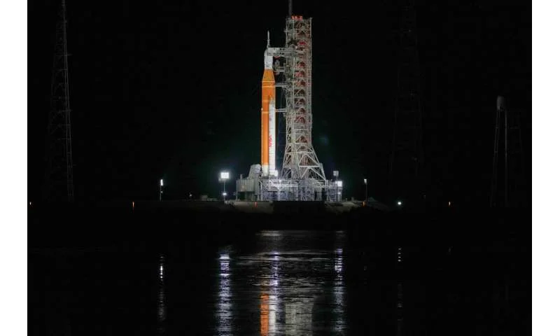 NASA conducts second rocket fueling test that will decide when Artemis astronauts head to the moon - 4