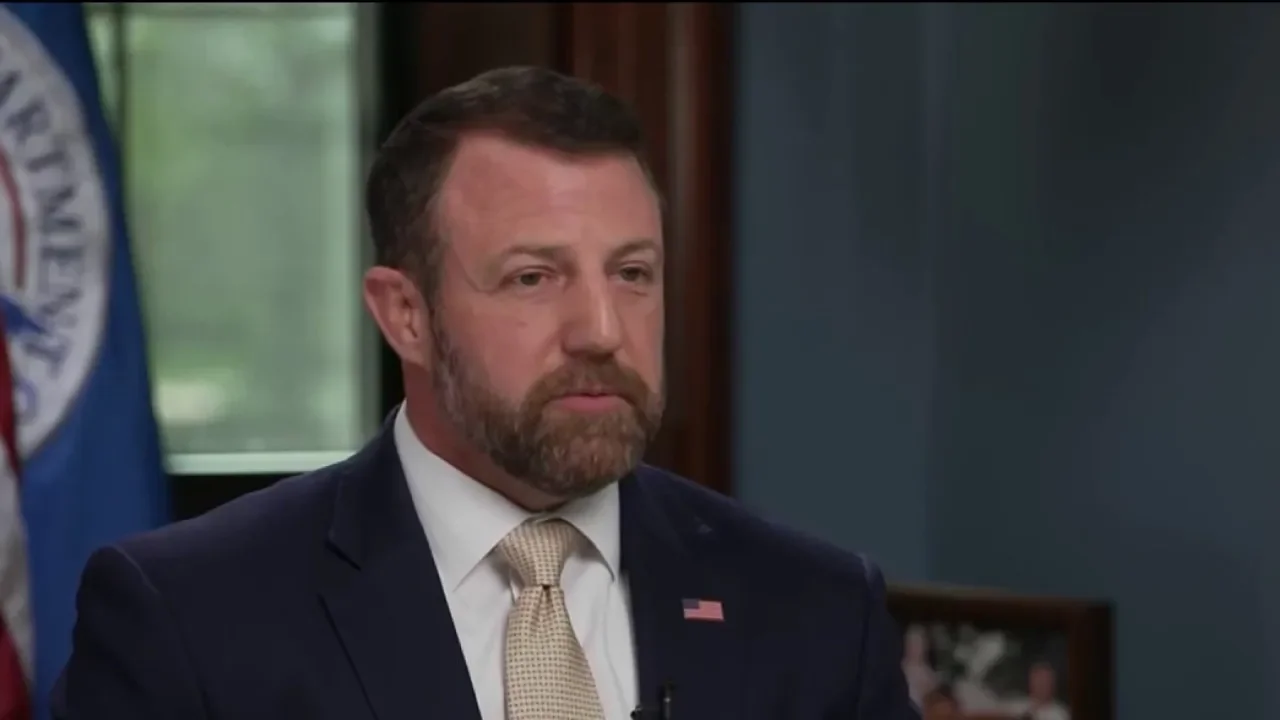 Trump’s new homeland security secretary mulls removing customs agents from international airports to punish sanctuary cities – live - 2