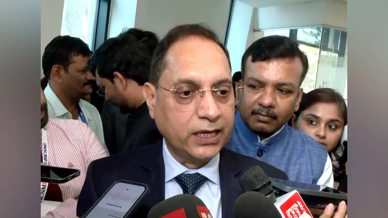 SEBI prioritises reducing regulatory costs to enhance market competitiveness - 4