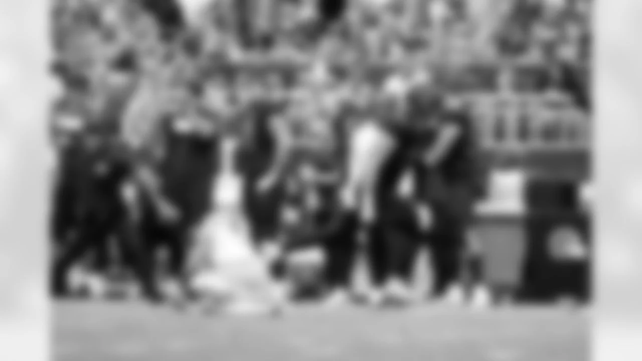 Browns linebacker Carson Schwesinger wins NFL Defensive Rookie of the Year - 4