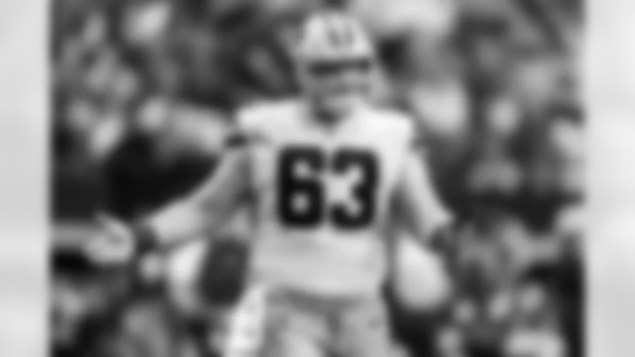 Chargers agree to terms with Tyler Biadasz - 1